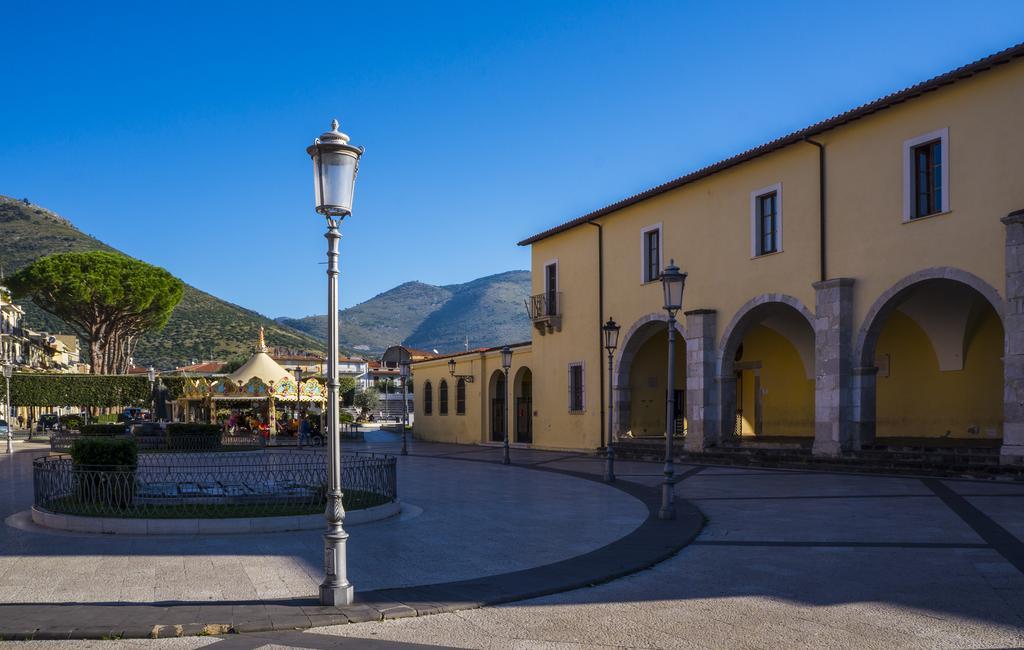 Holiday Village Fondi Buitenkant foto